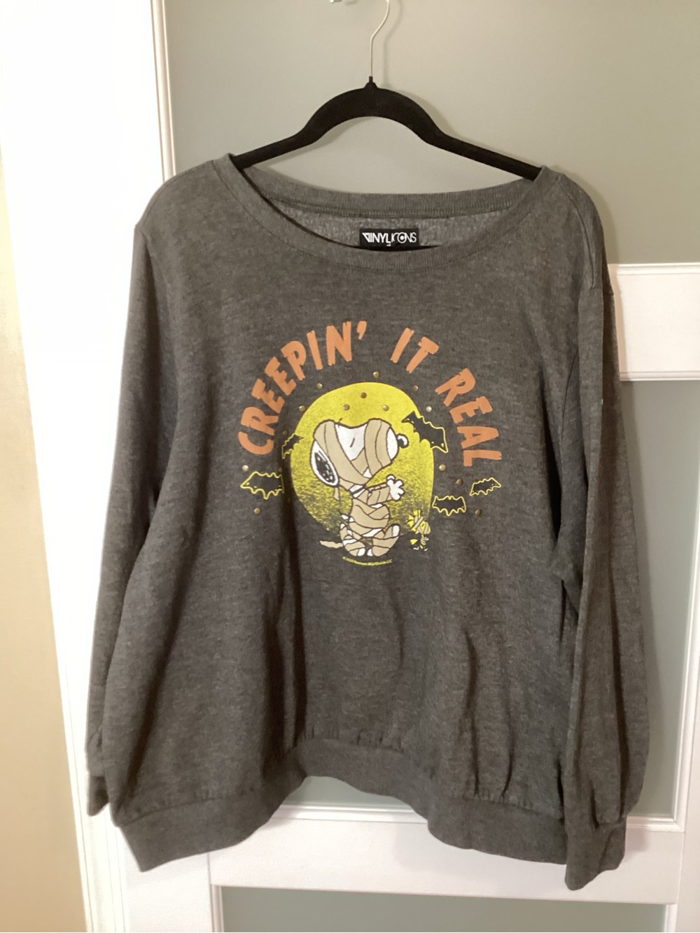 Torrid x Vinyl Icons Snoopy Halloween Creepin' It Real Sweatshirt- Torrid 3 - 22